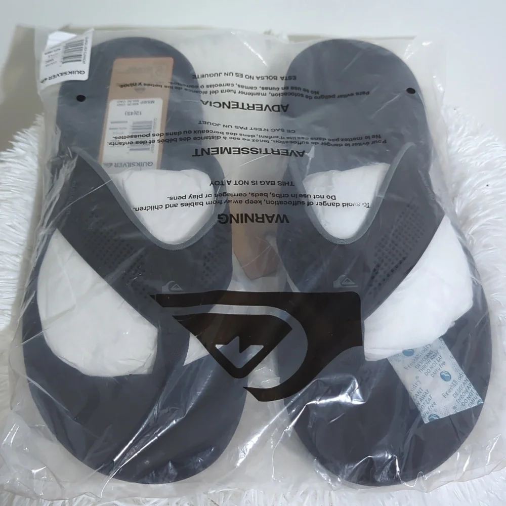 Quicksilver sandals flip flop size 12 black and gray in color - Picture 1 of 2